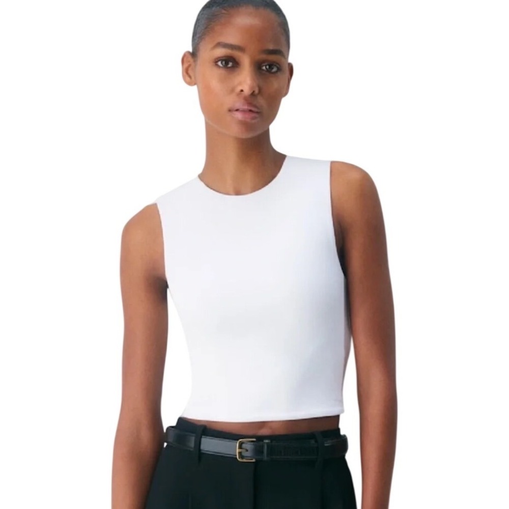 Aritzia Babaton Contour Muscle Tank White Size S Crew Neck Fitted Crop Top